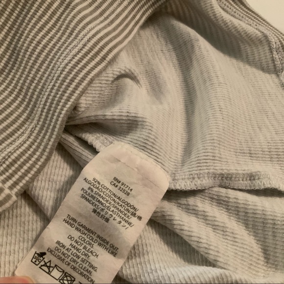 ARMANI EXCHANGE SEQUIN TANK  SZ MED - Picture 5 of 13